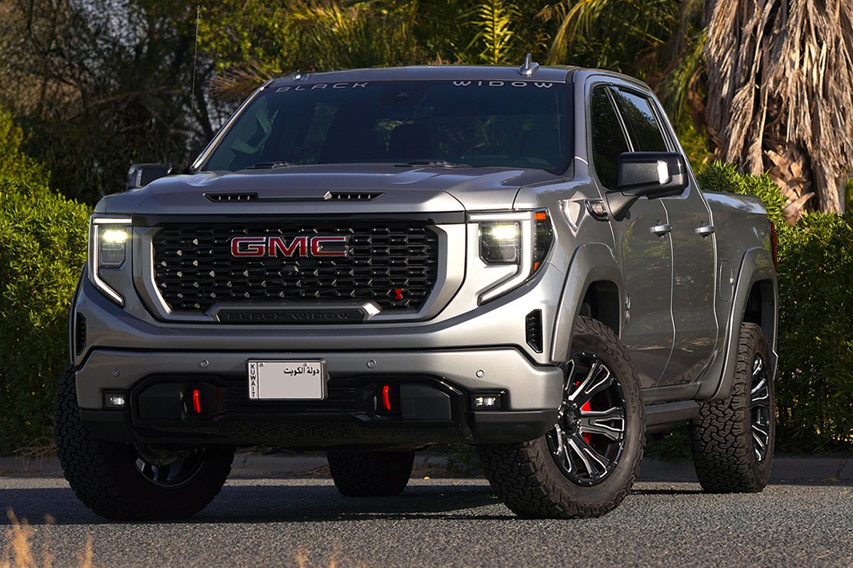 2023 GMC Sierra 1500 AT4 Black Widow - 2700 km