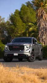 2023 GMC Sierra 1500 AT4 Black Widow - 2700 km