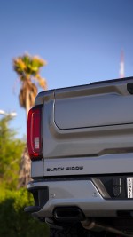 2023 GMC Sierra 1500 AT4 Black Widow - 2700 km