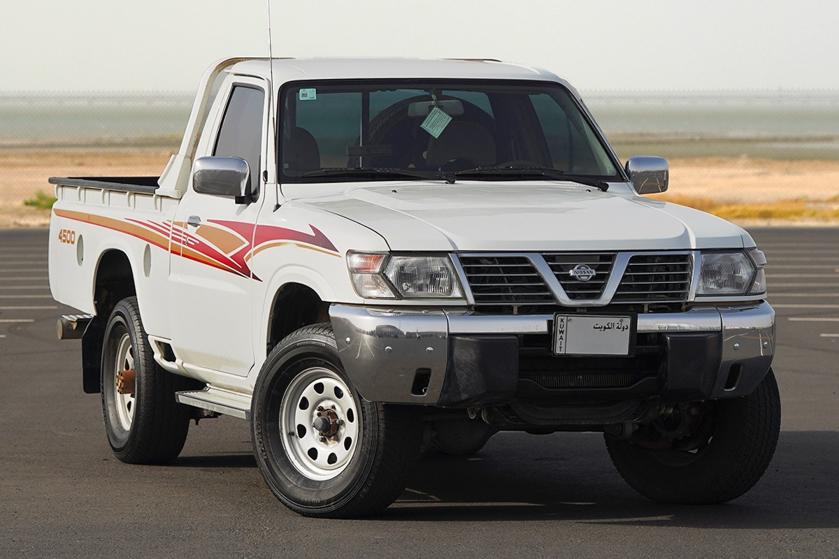 2009 Nissan Patrol Pickup SGE - 23k km