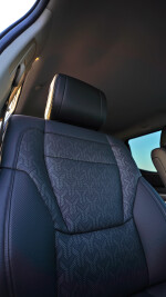 2022 Toyota Tundra SR5 - 60k km