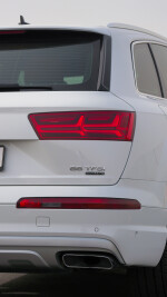 2019 Audi Q7 S-Line Quattro - 142k km