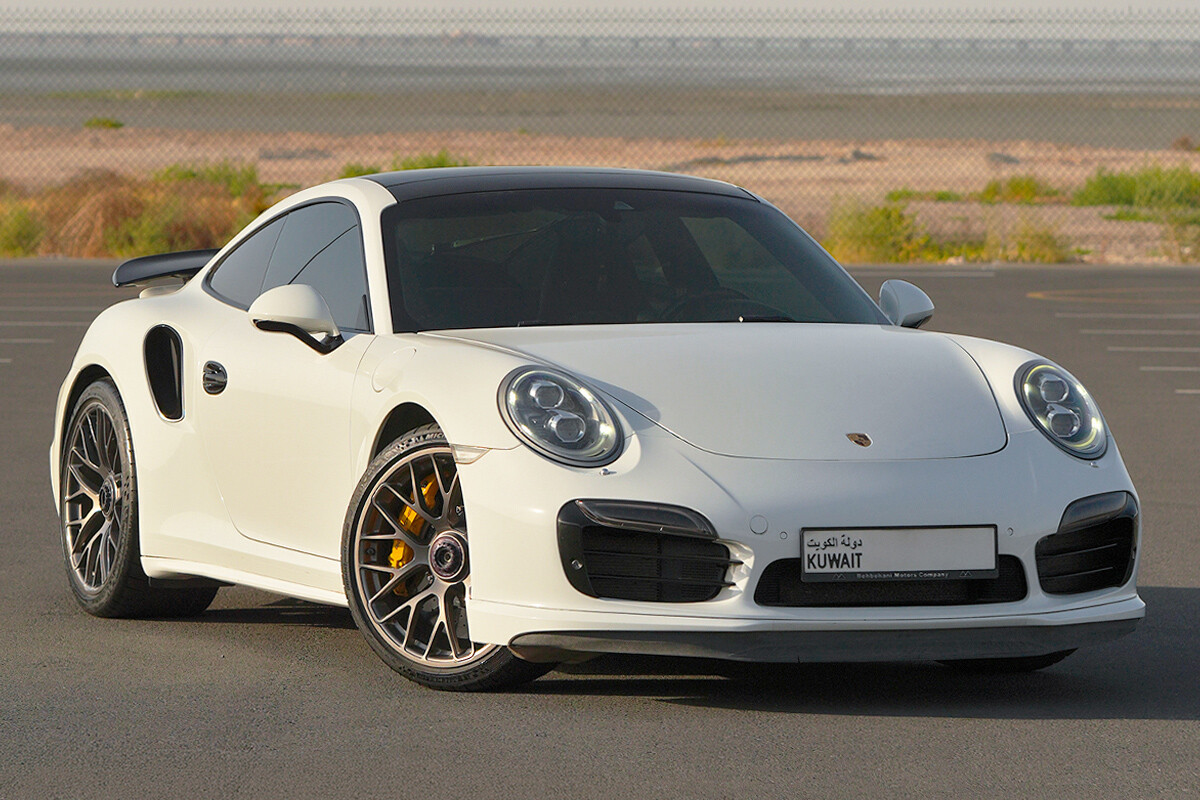 2014 Porsche 911 Turbo S Coupe - 100k km