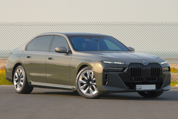 2023 BMW 740i xDrive M Sport - 33k km